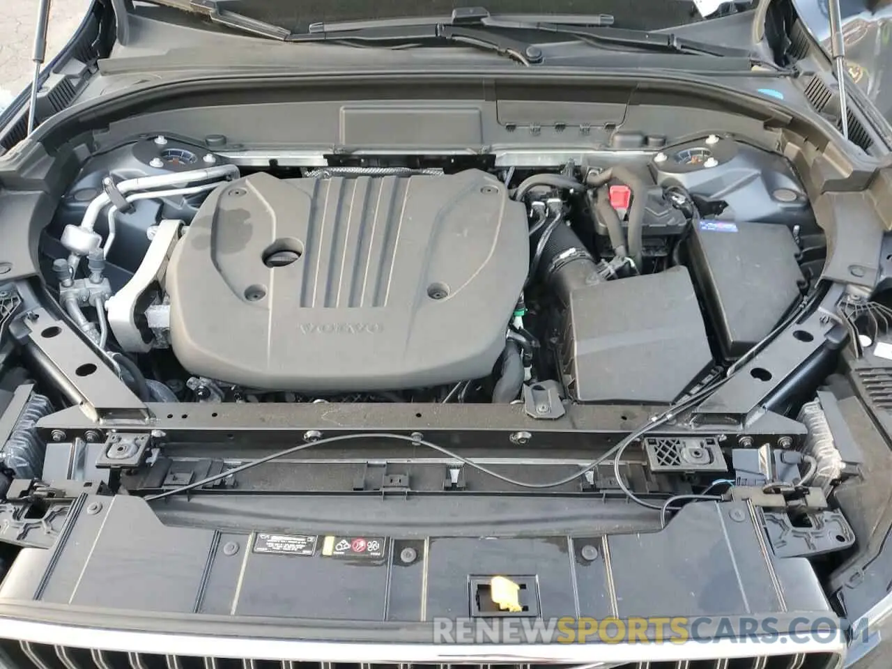 12 fotografías del automóvil dañado YV4L12DL0N1014604 VOLVO XC60 B5 IN 2022