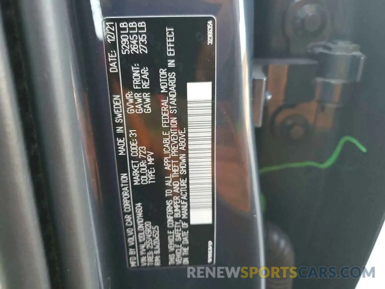 13 fotografías del automóvil dañado YV4L12DL0N1014604 VOLVO XC60 B5 IN 2022