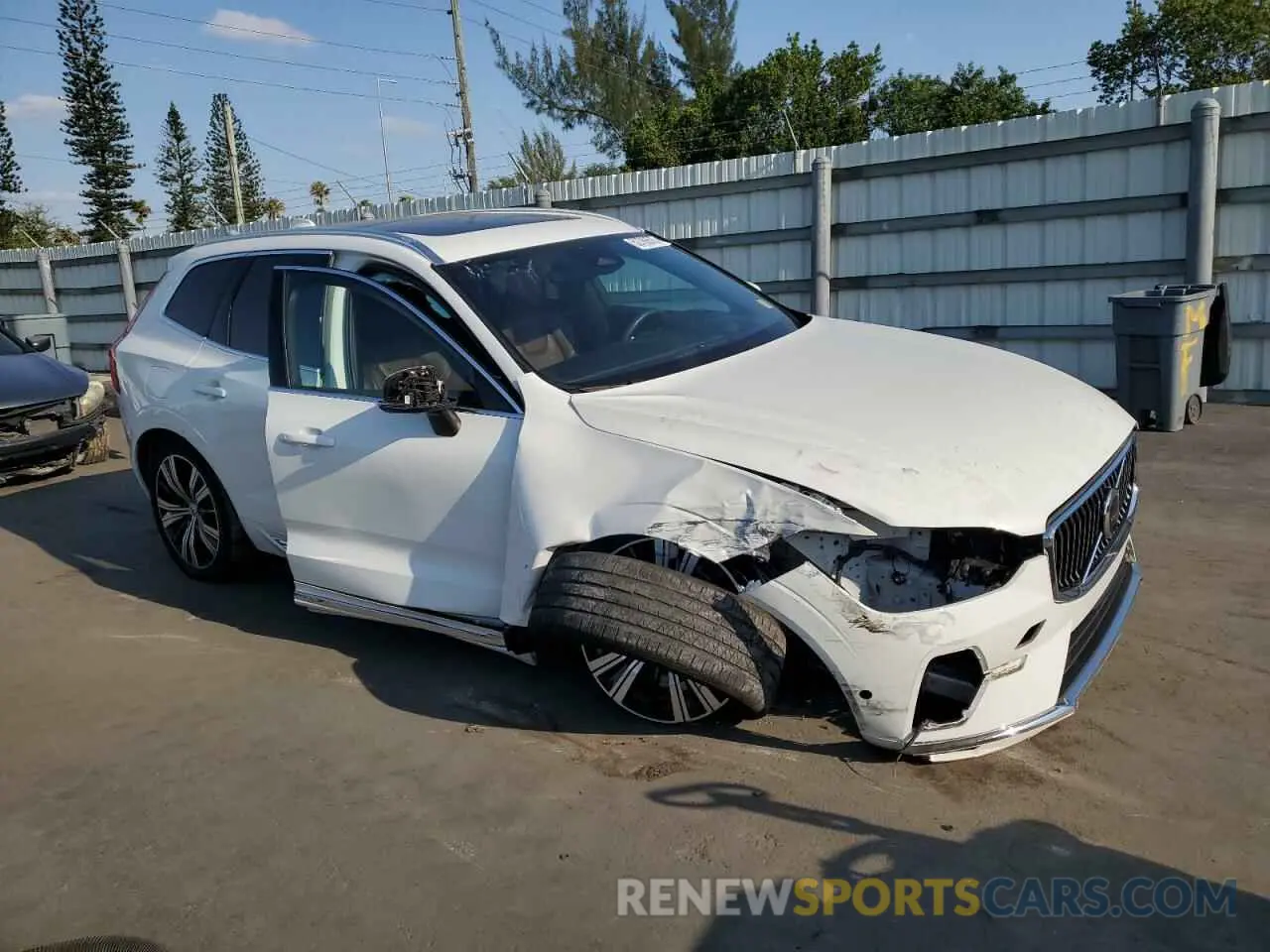 4 fotografías del automóvil dañado YV4L12DL2N1079695 VOLVO XC60 B5 IN 2022