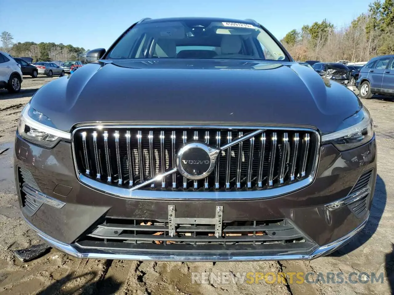 5 fotografías del automóvil dañado YV4L12DL4N1073946 VOLVO XC60 B5 IN 2022