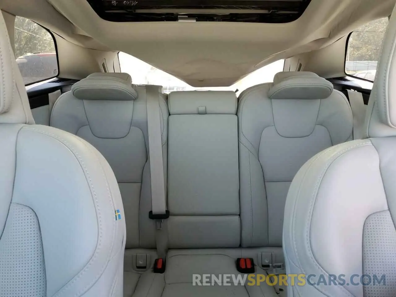 10 fotografías del automóvil dañado YV4L12DL9N1996360 VOLVO XC60 B5 IN 2022