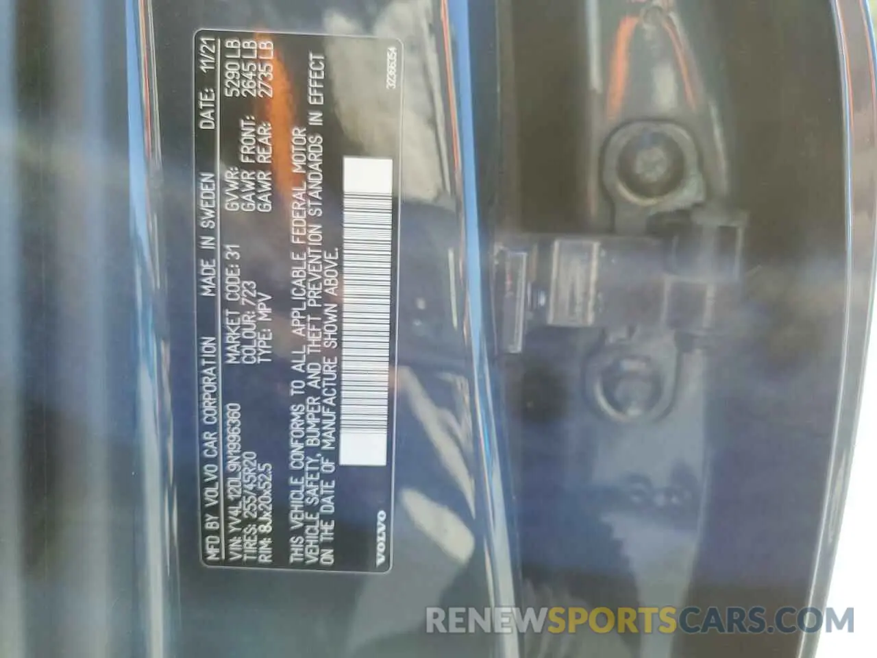 13 fotografías del automóvil dañado YV4L12DL9N1996360 VOLVO XC60 B5 IN 2022