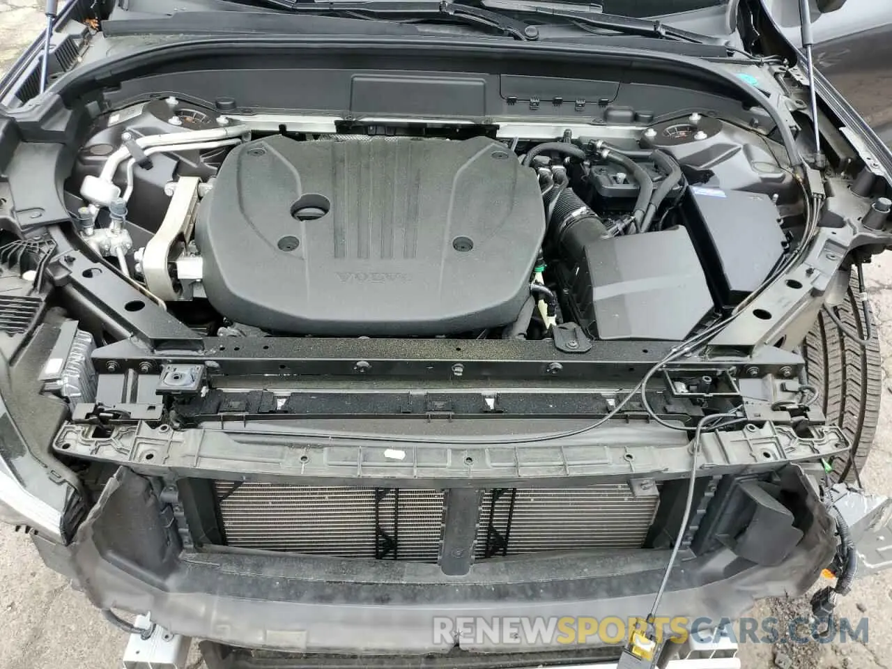 12 fotografías del automóvil dañado YV4L12RL1N1052285 VOLVO XC60 B5 IN 2022