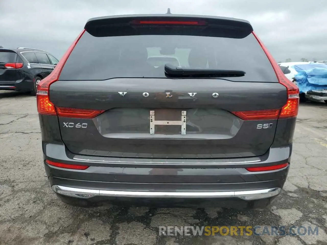 6 fotografías del automóvil dañado YV4L12RL1N1052285 VOLVO XC60 B5 IN 2022