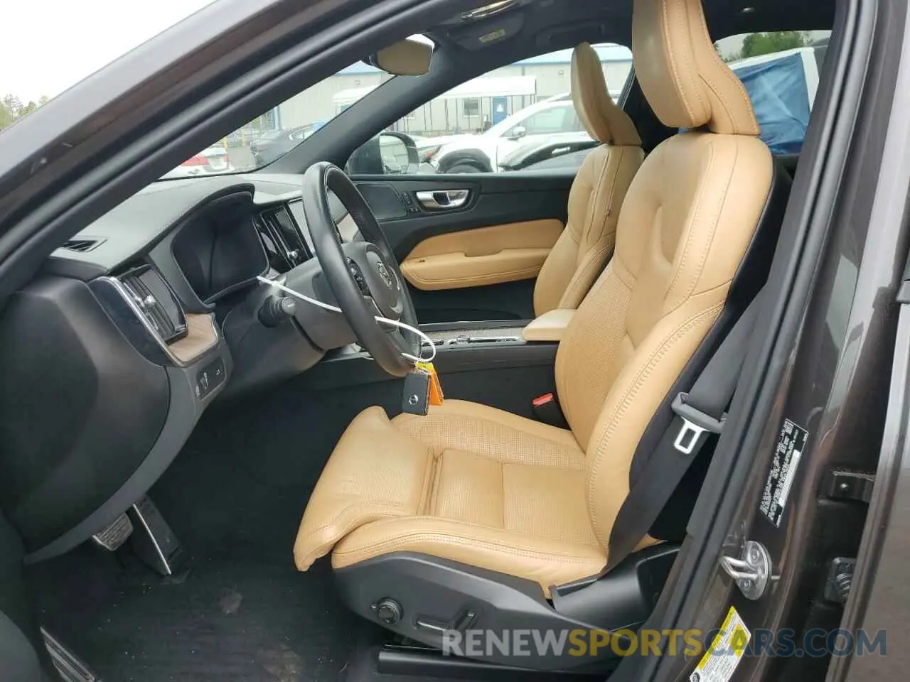 7 fotografías del automóvil dañado YV4L12RL1N1052285 VOLVO XC60 B5 IN 2022