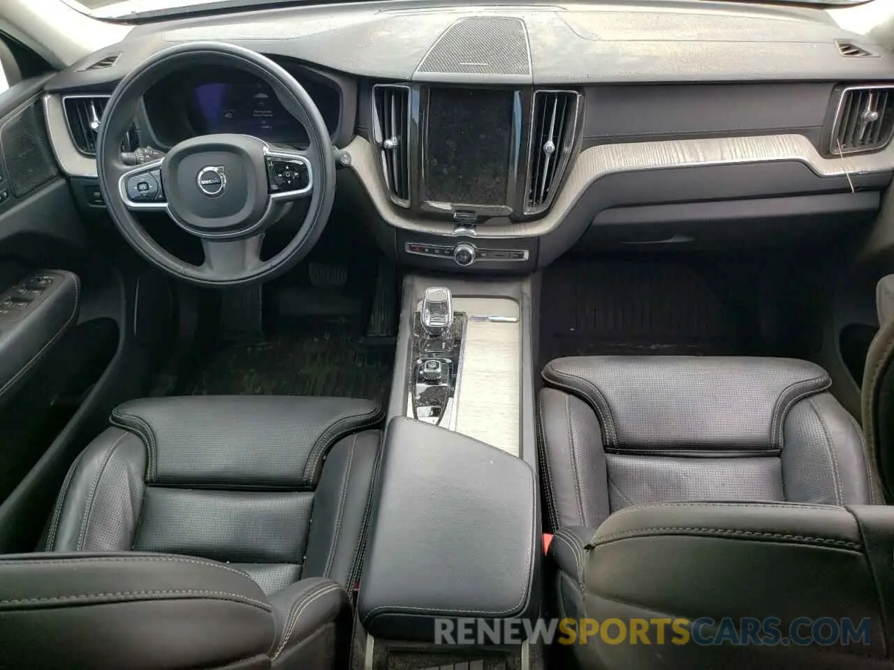 8 fotografías del automóvil dañado YV4L12RL1N1083763 VOLVO XC60 B5 IN 2022