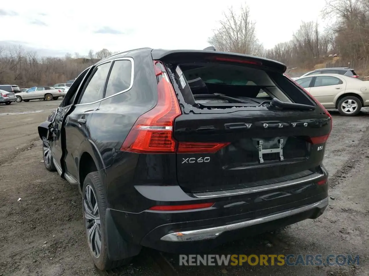 3 fotografías del automóvil dañado YV4L12RL5N1954132 VOLVO XC60 B5 IN 2022