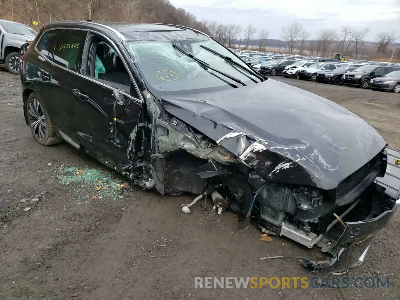 9 fotografías del automóvil dañado YV4L12RL5N1954132 VOLVO XC60 B5 IN 2022
