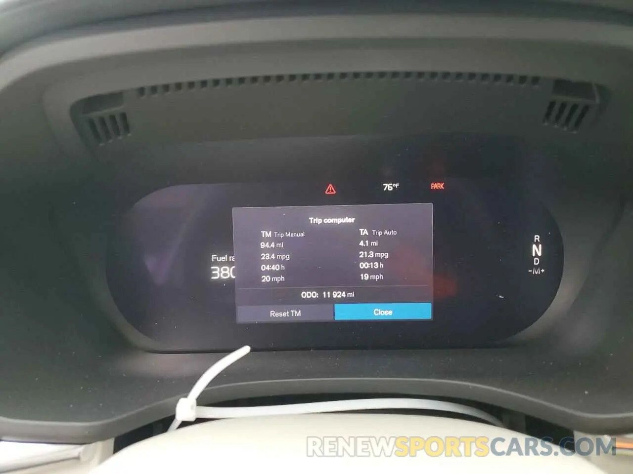 9 fotografías del automóvil dañado YV4L12RLXN1008477 VOLVO XC60 B5 IN 2022