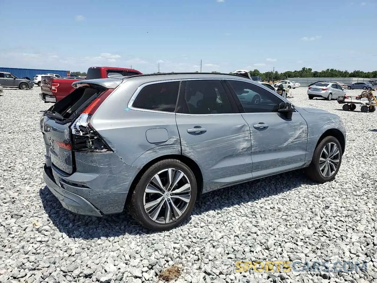 3 fotografías del automóvil dañado YV4L12DK7N1925777 VOLVO XC60 B5 MO 2022