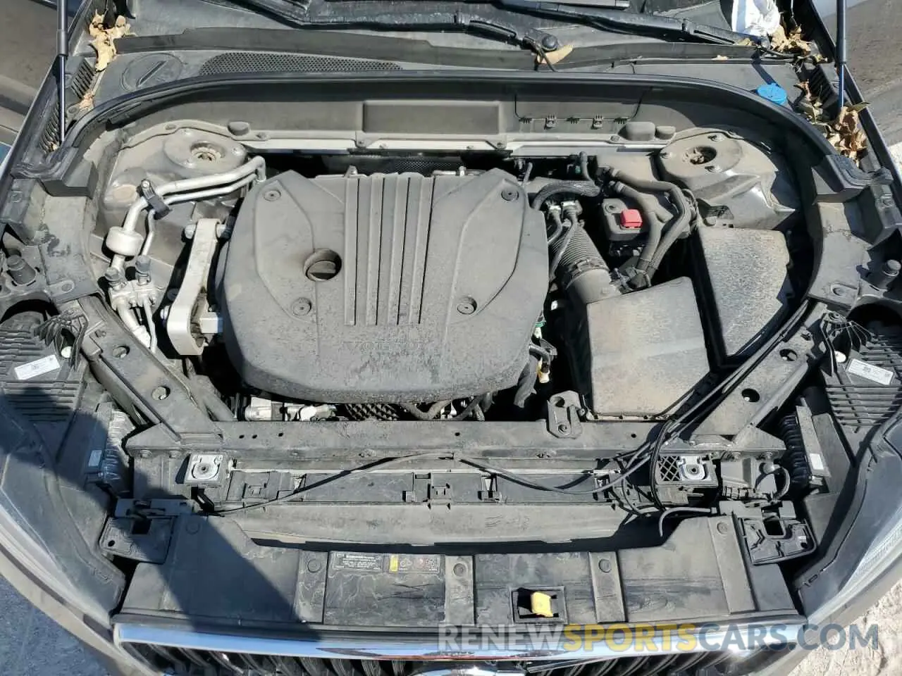 12 fotografías del automóvil dañado YV4L12DKXN1002628 VOLVO XC60 B5 MO 2022