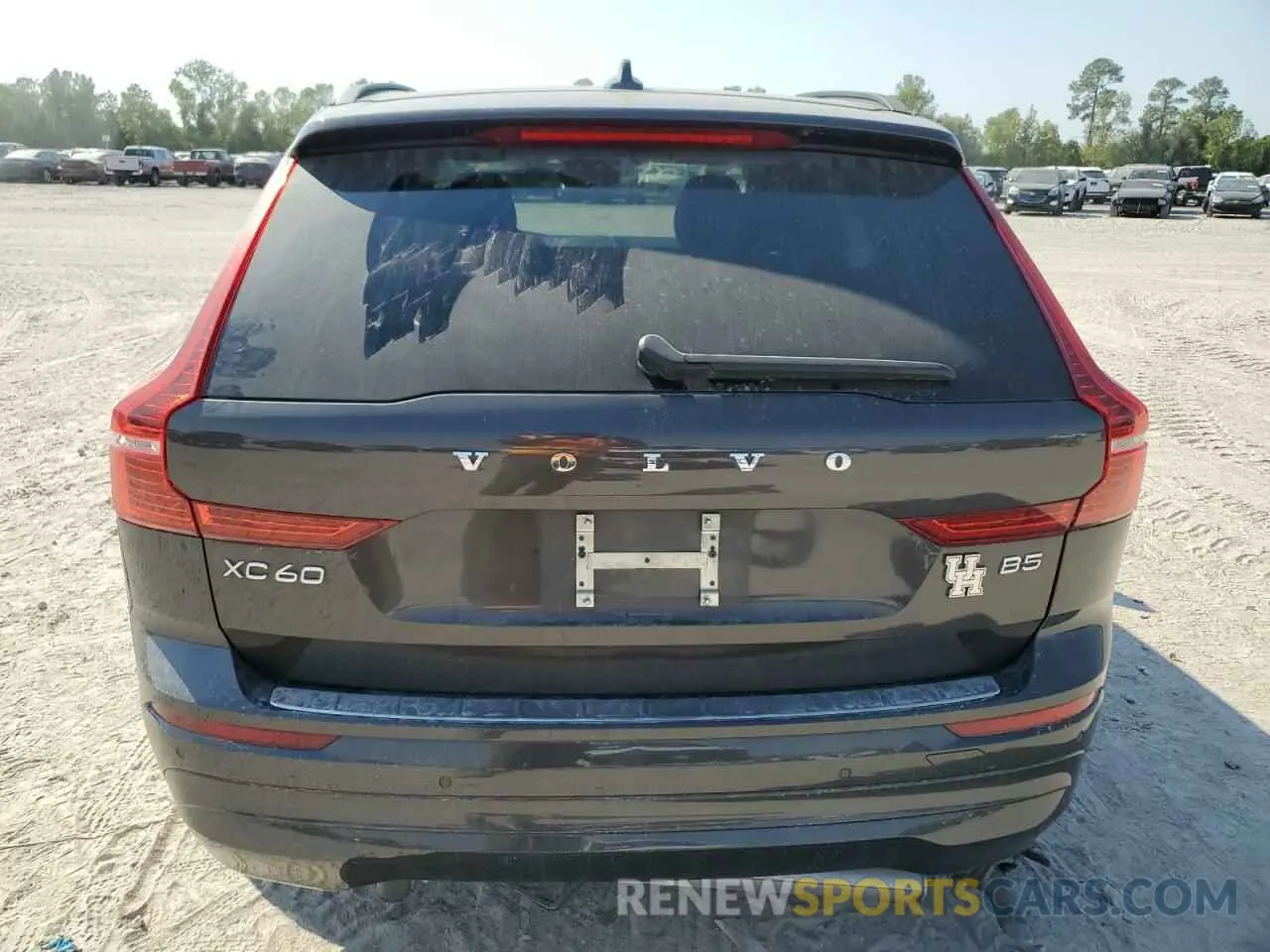 6 fotografías del automóvil dañado YV4L12DKXN1002628 VOLVO XC60 B5 MO 2022