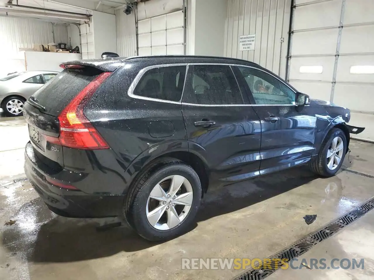 3 fotografías del automóvil dañado YV4L12RK5N1004912 VOLVO XC60 B5 MO 2022