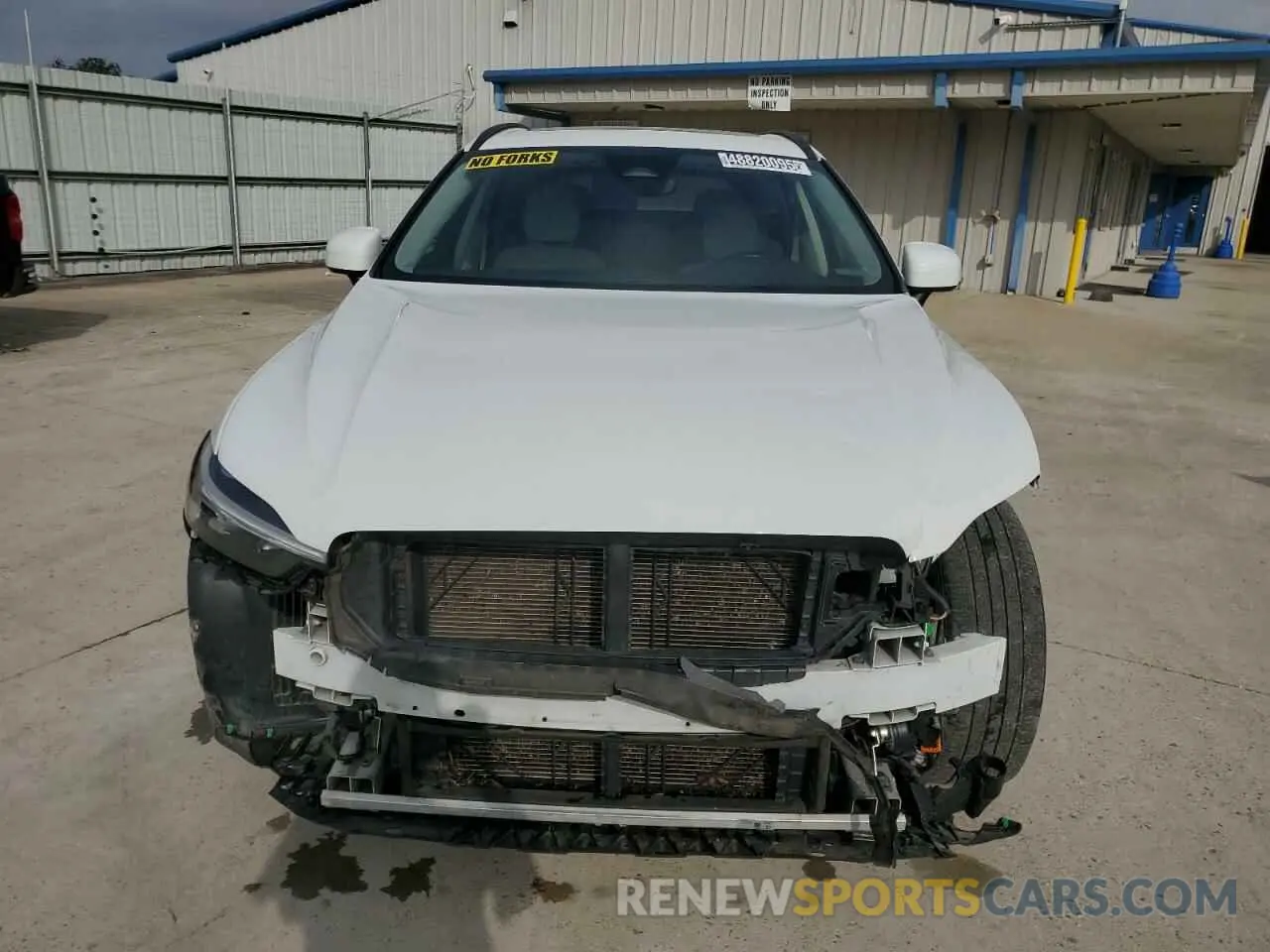 5 fotografías del automóvil dañado YV4L12RK5N1032547 VOLVO XC60 B5 MO 2022