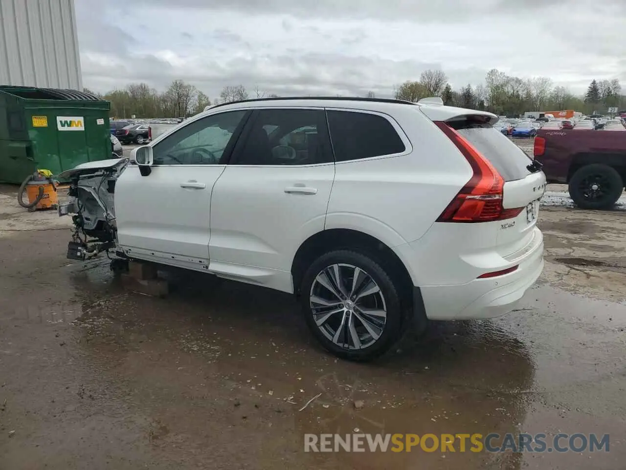 2 fotografías del automóvil dañado YV4L12RK8N1916059 VOLVO XC60 B5 MO 2022