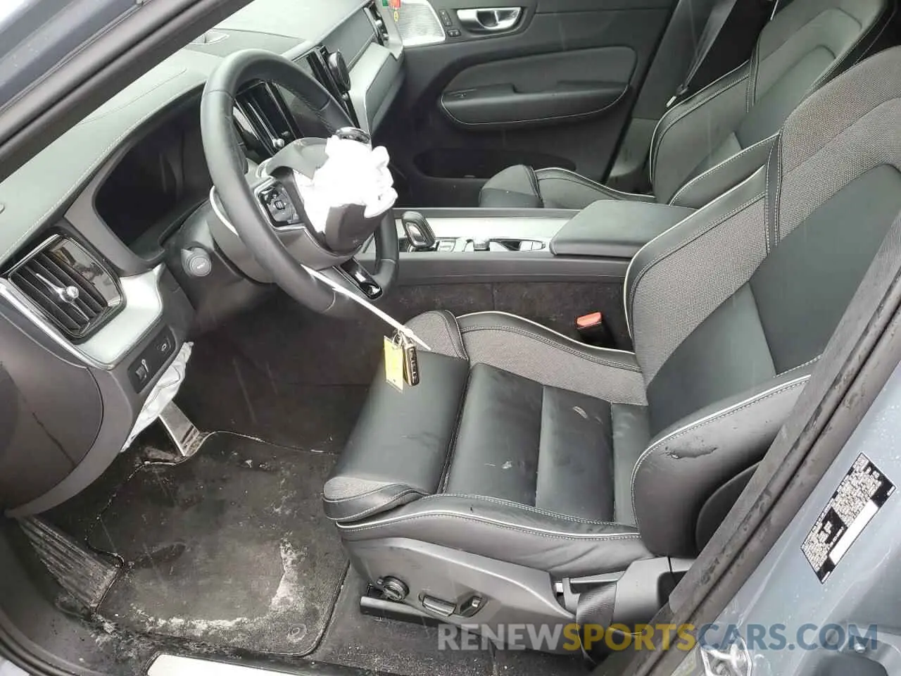 7 fotografías del automóvil dañado LYV062RM1NB048794 VOLVO XC60 B6 R- 2022