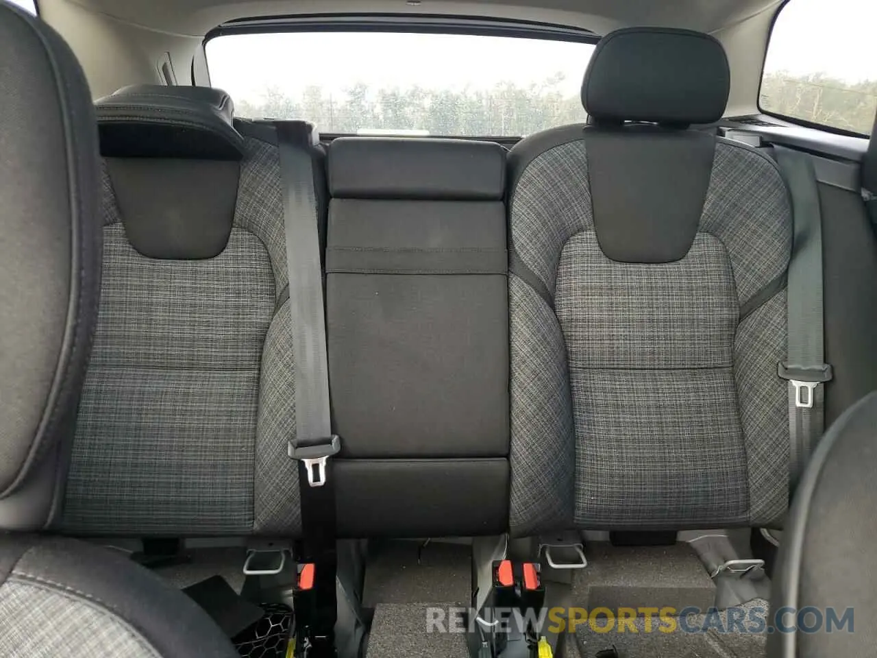 10 fotografías del automóvil dañado YV4L12RV1P1320658 VOLVO XC60 CORE 2023