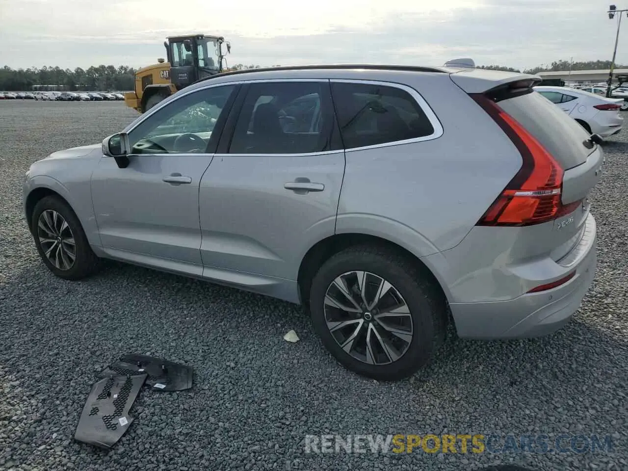2 fotografías del automóvil dañado YV4L12RV1P1320658 VOLVO XC60 CORE 2023
