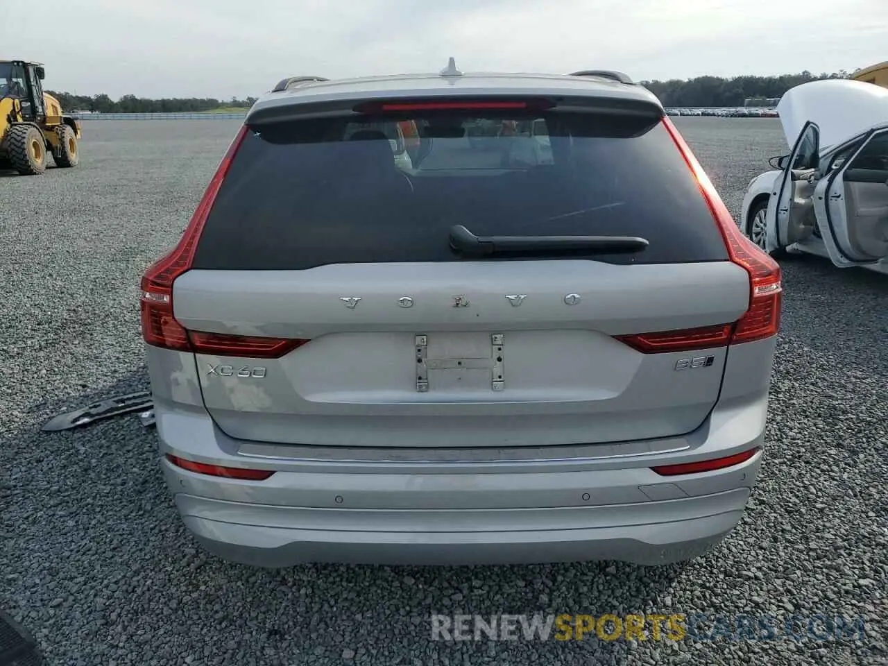 6 fotografías del automóvil dañado YV4L12RV1P1320658 VOLVO XC60 CORE 2023