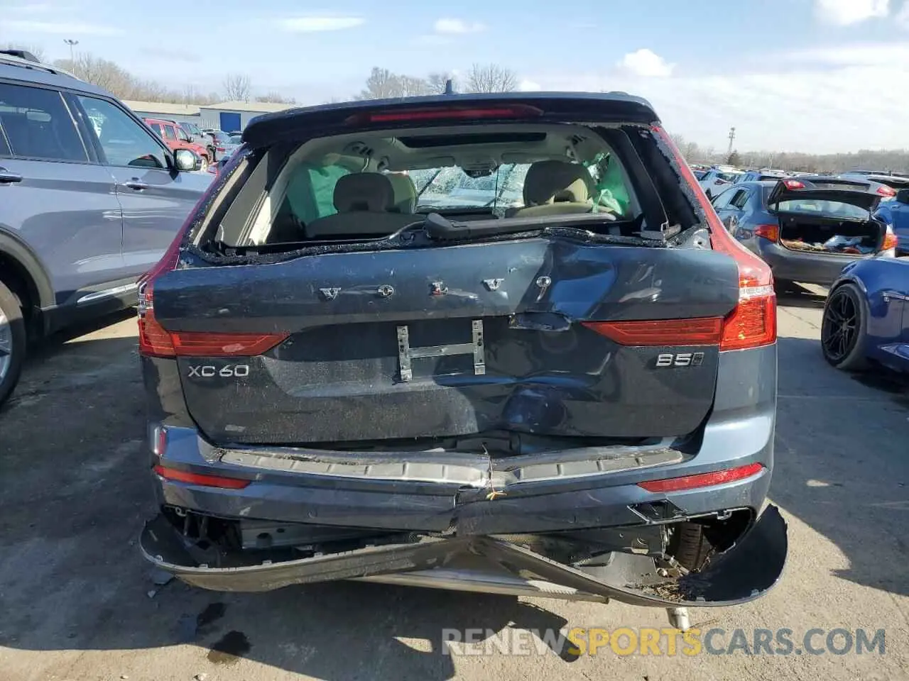 6 fotografías del automóvil dañado YV4L12RV2P1216910 VOLVO XC60 CORE 2023