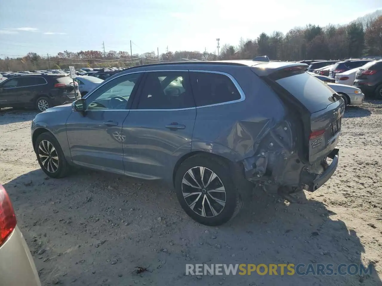 2 fotografías del automóvil dañado YV4L12RV5P1209966 VOLVO XC60 CORE 2023