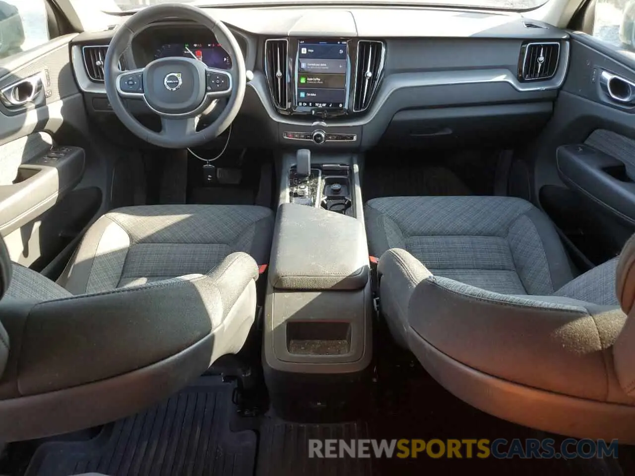 8 fotografías del automóvil dañado YV4L12RV5P1209966 VOLVO XC60 CORE 2023