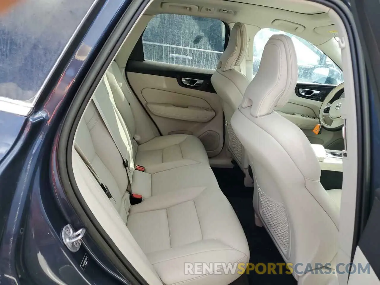 11 fotografías del automóvil dañado YV4L12RV6P1253412 VOLVO XC60 CORE 2023