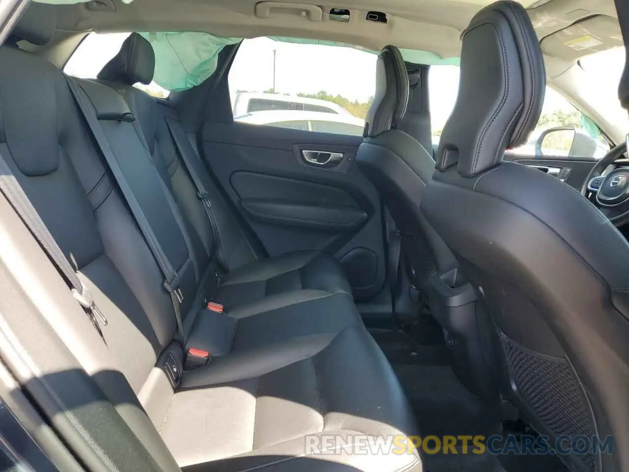 11 fotografías del automóvil dañado YV4L12RV9P1321315 VOLVO XC60 CORE 2023