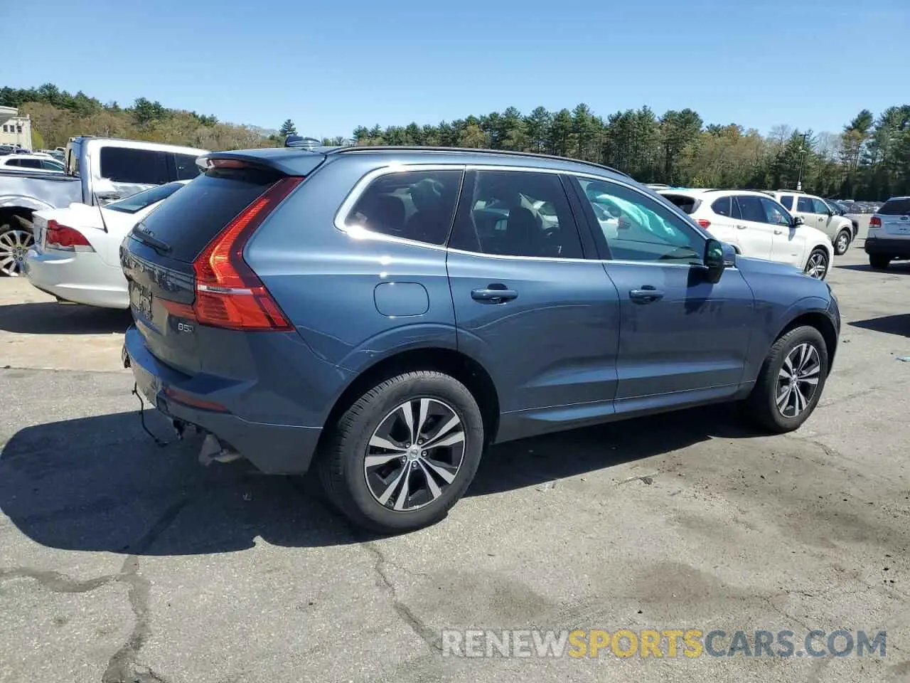 3 fotografías del automóvil dañado YV4L12RV9P1321315 VOLVO XC60 CORE 2023
