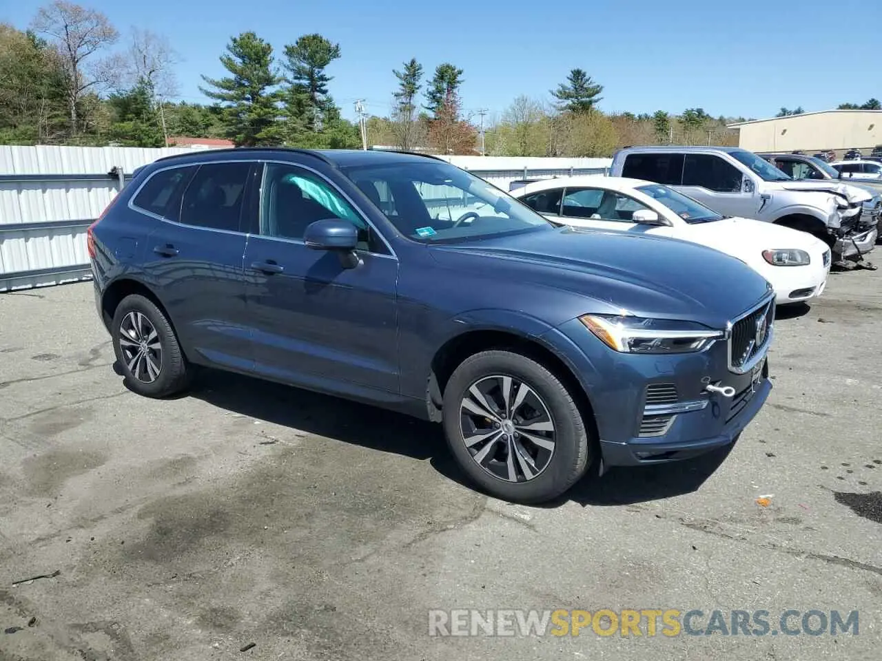 4 fotografías del automóvil dañado YV4L12RV9P1321315 VOLVO XC60 CORE 2023