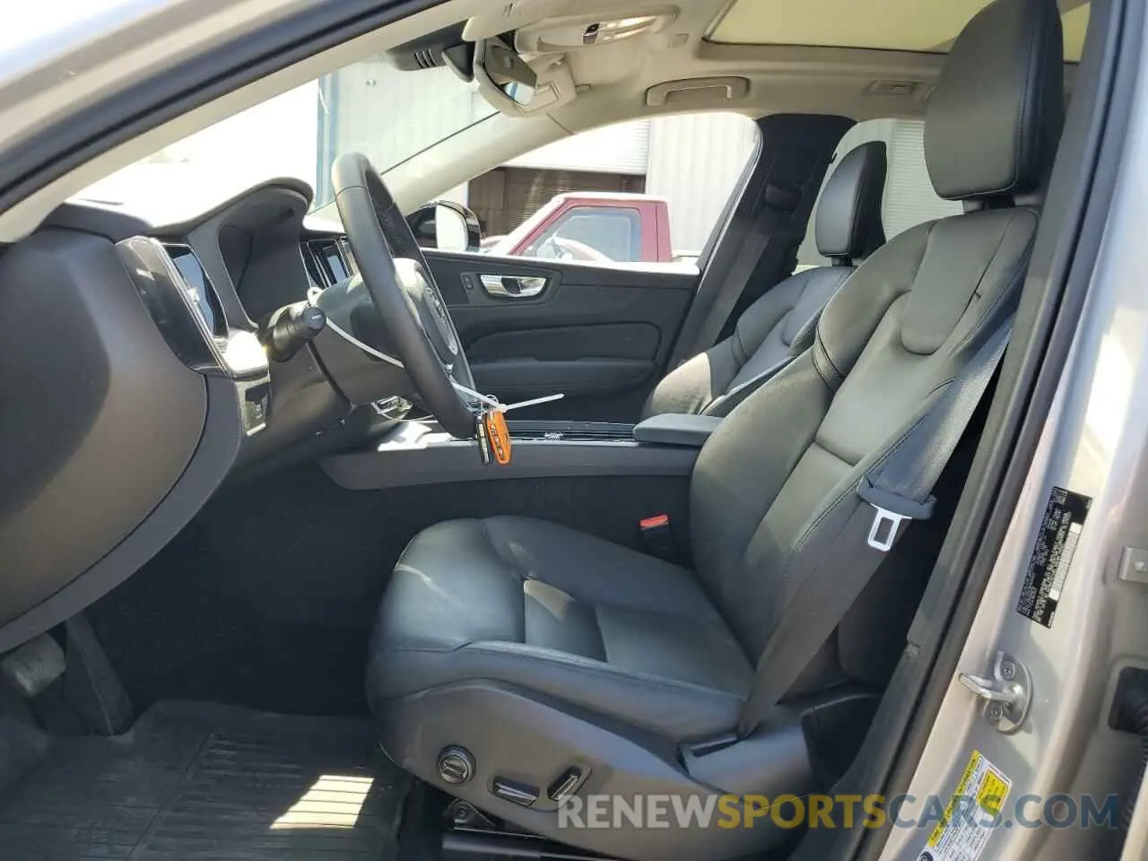 7 fotografías del automóvil dañado YV4L12RK3R1835993 VOLVO XC60 CORE 2024