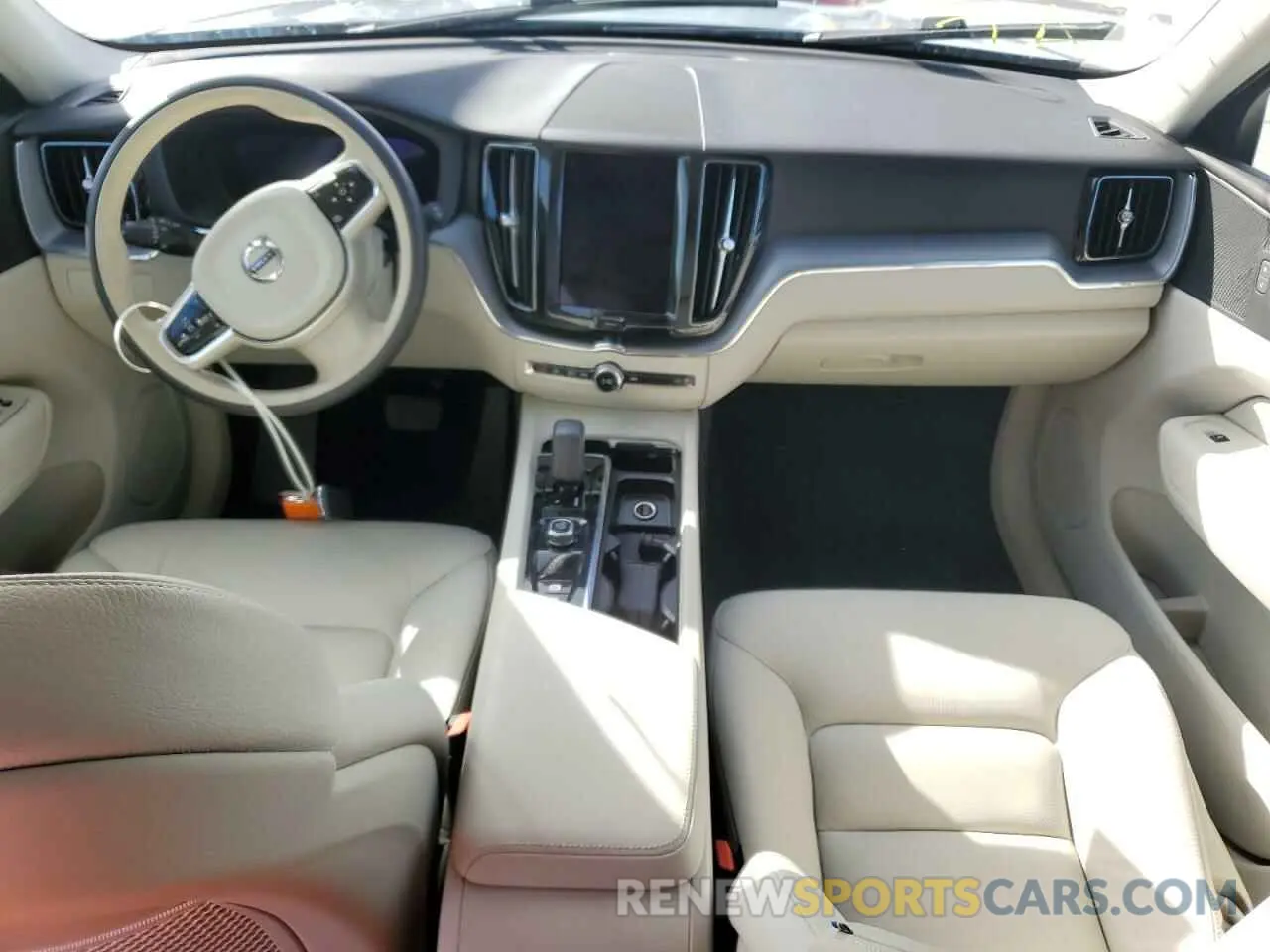 8 fotografías del automóvil dañado YV4L12RK4R1800539 VOLVO XC60 CORE 2024