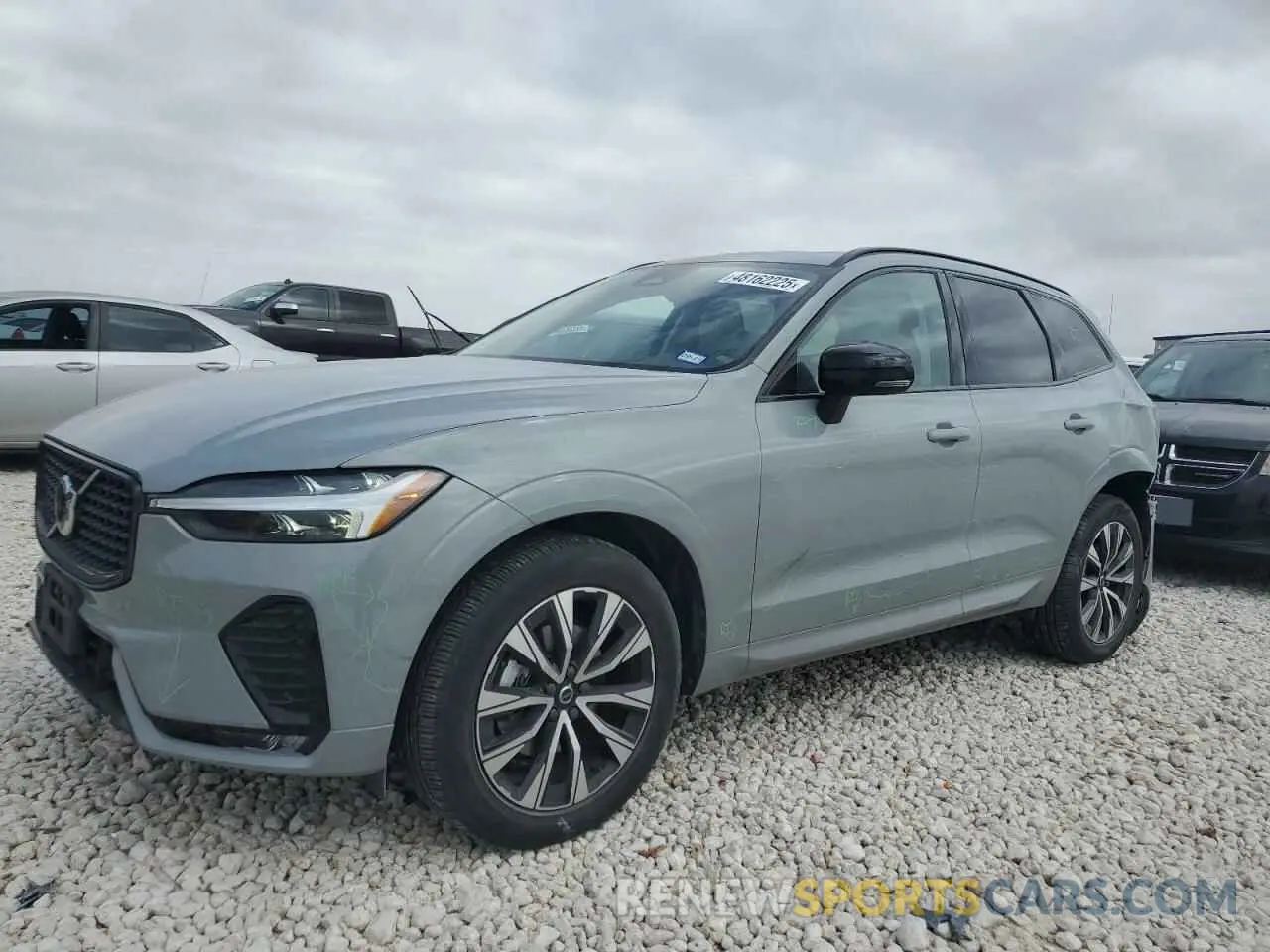 1 fotografías del automóvil dañado YV4L12RKXR1763710 VOLVO XC60 CORE 2024