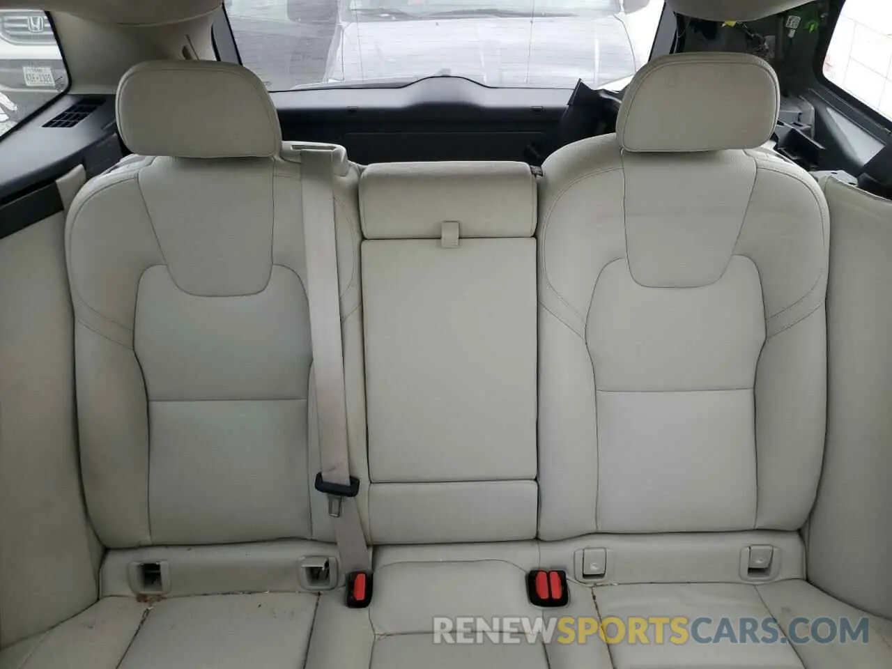 10 fotografías del automóvil dañado YV4L12RKXR1763710 VOLVO XC60 CORE 2024