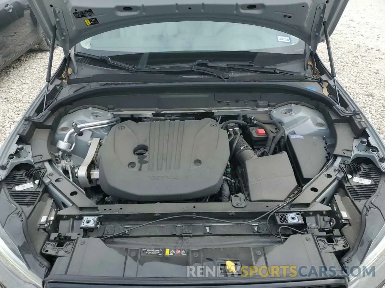 12 fotografías del automóvil dañado YV4L12RKXR1763710 VOLVO XC60 CORE 2024