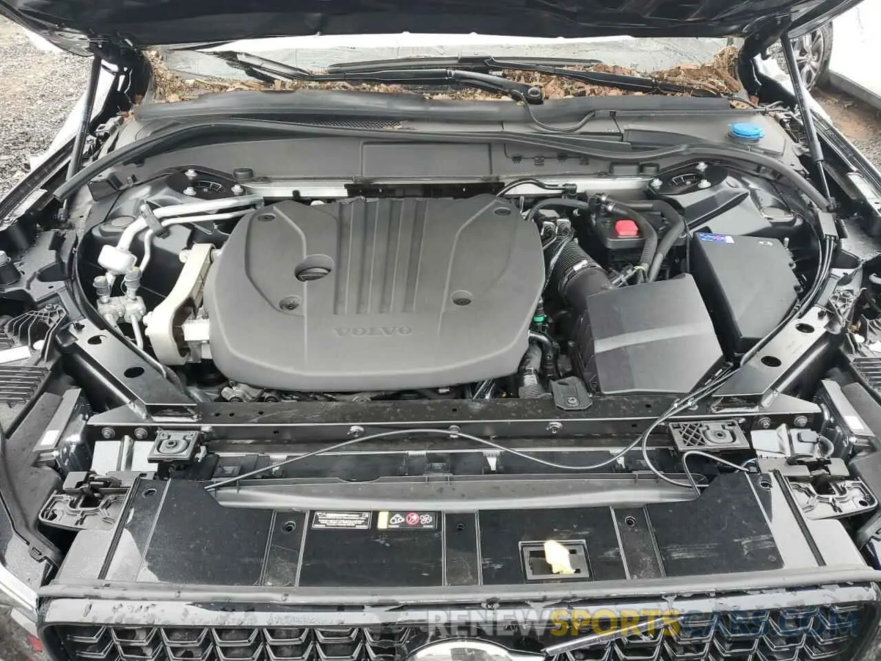 12 fotografías del automóvil dañado YV4M12RJ5S1016307 VOLVO XC60 CORE 2025