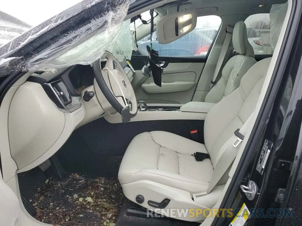 7 fotografías del automóvil dañado YV4M12RJ5S1016307 VOLVO XC60 CORE 2025