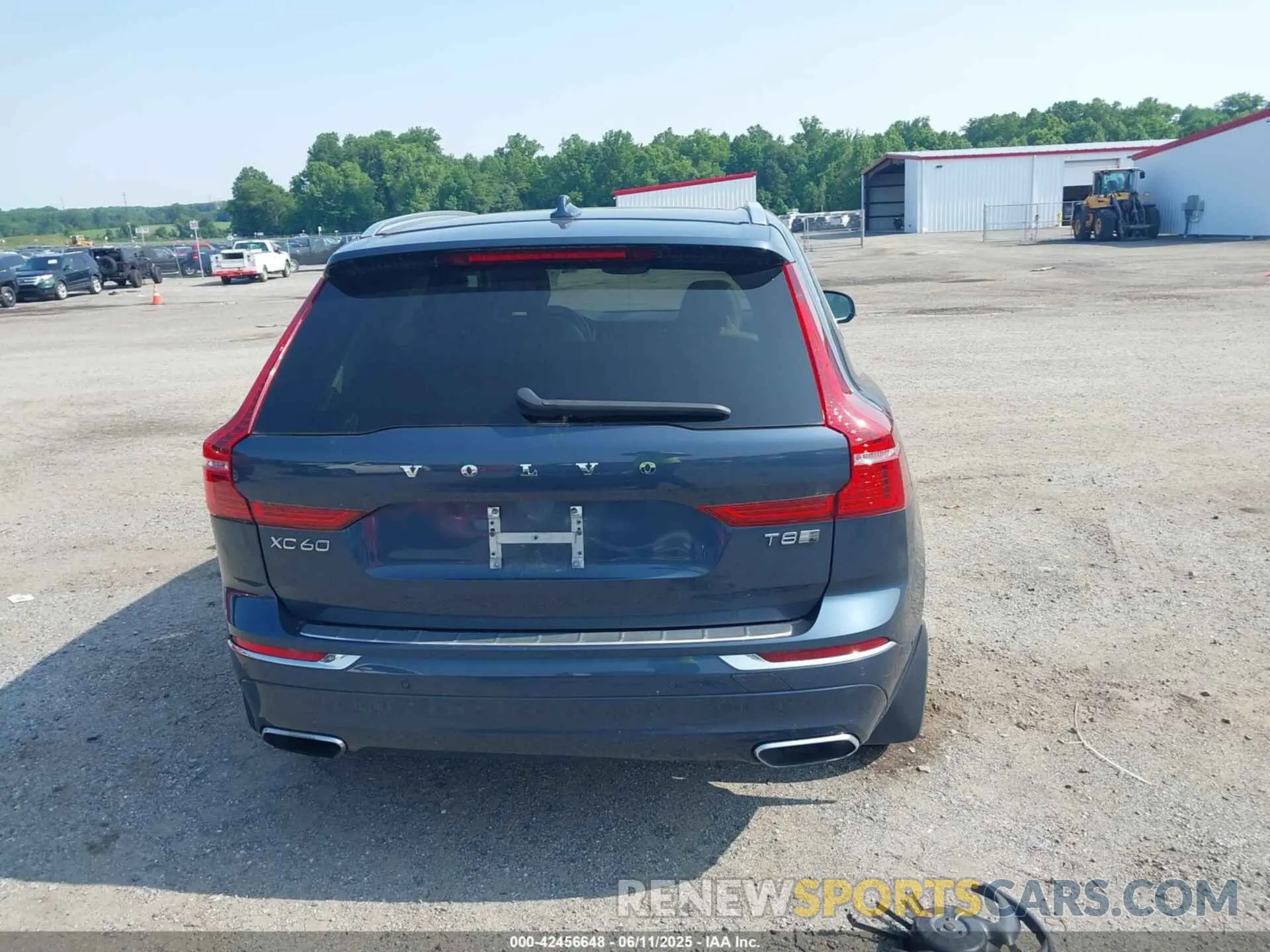 16 fotografías del automóvil dañado YV4BR0DL4L1512178 VOLVO XC60 HYBRID 2020
