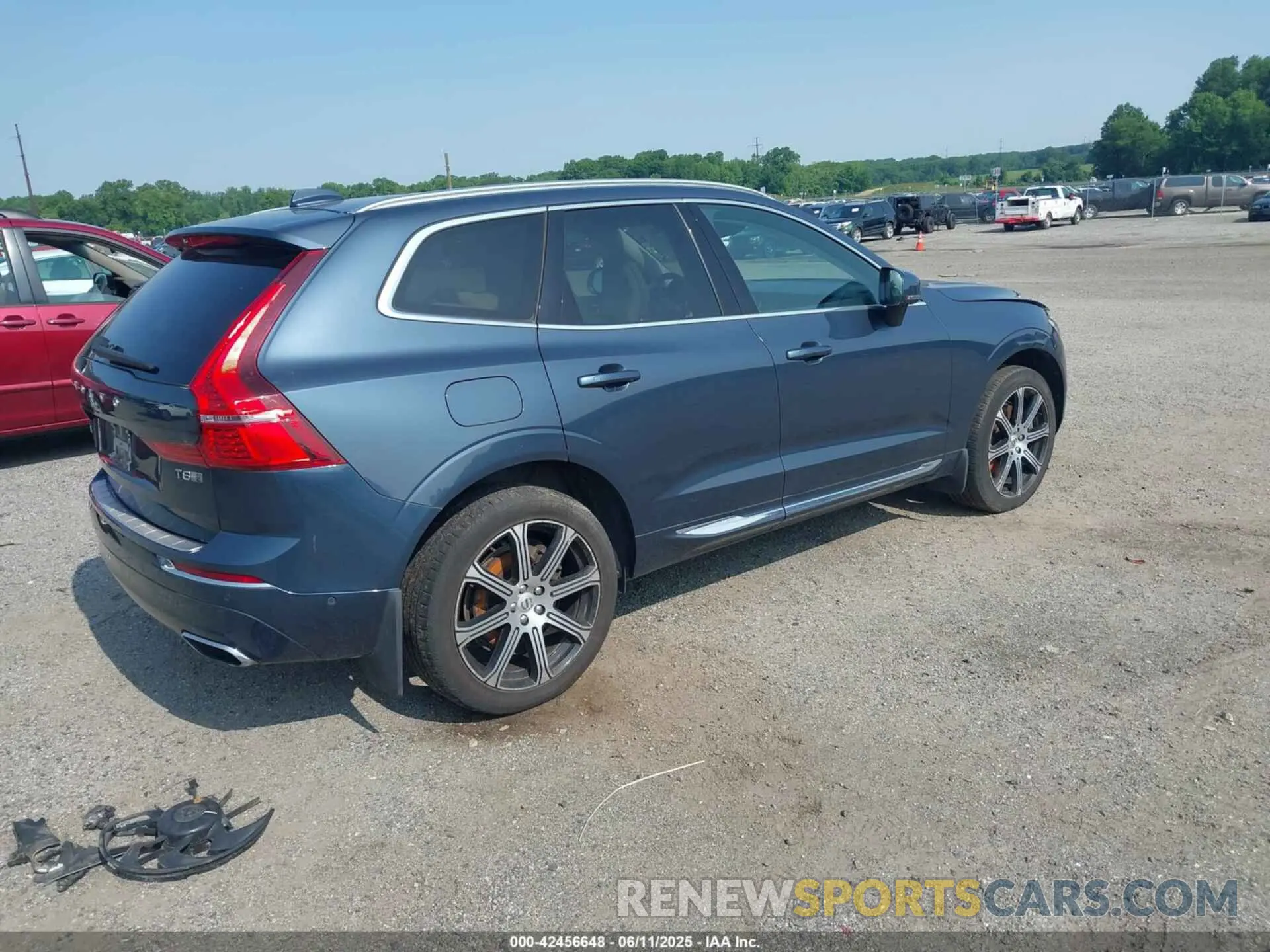 4 fotografías del automóvil dañado YV4BR0DL4L1512178 VOLVO XC60 HYBRID 2020