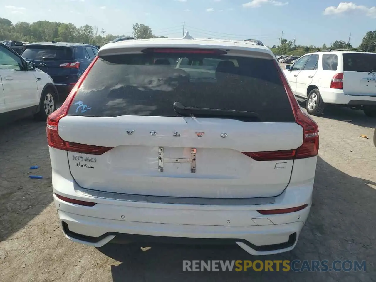 6 fotografías del automóvil dañado YV4H60DW5P1374587 VOLVO XC60 PLUS 2023