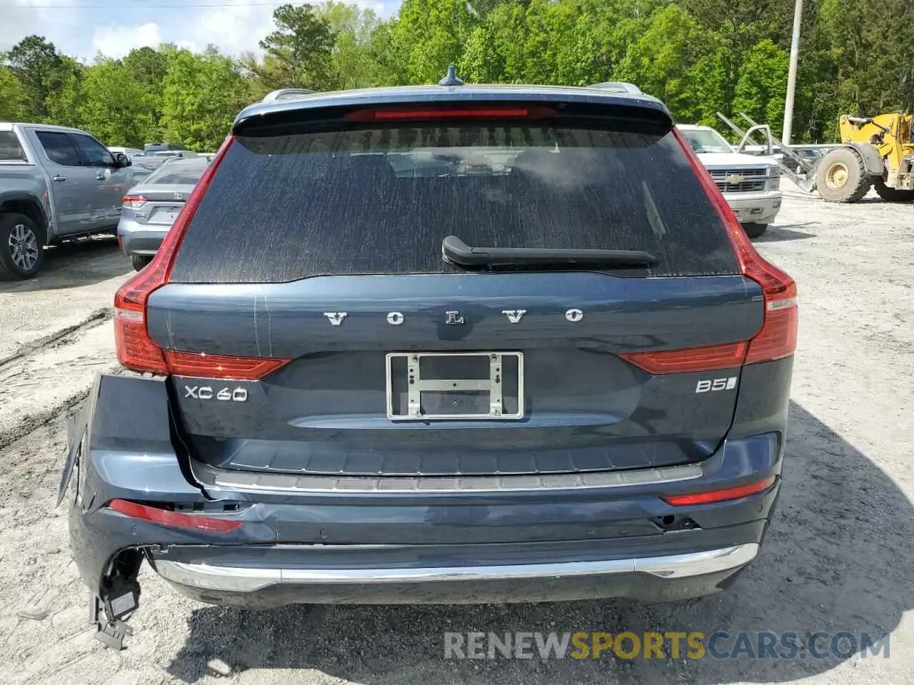 6 fotografías del automóvil dañado YV4L12DN5P1212759 VOLVO XC60 PLUS 2023