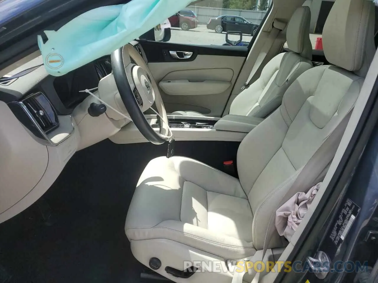 7 fotografías del automóvil dañado YV4L12DN5P1212759 VOLVO XC60 PLUS 2023