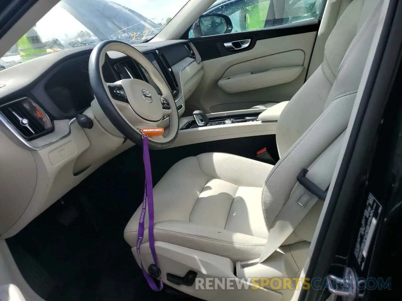 7 fotografías del automóvil dañado YV4L12DN7P1212567 VOLVO XC60 PLUS 2023