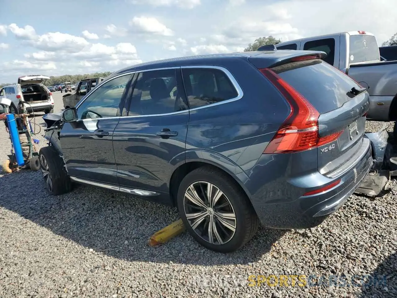 2 fotografías del automóvil dañado YV4L12RE4P1319293 VOLVO XC60 PLUS 2023