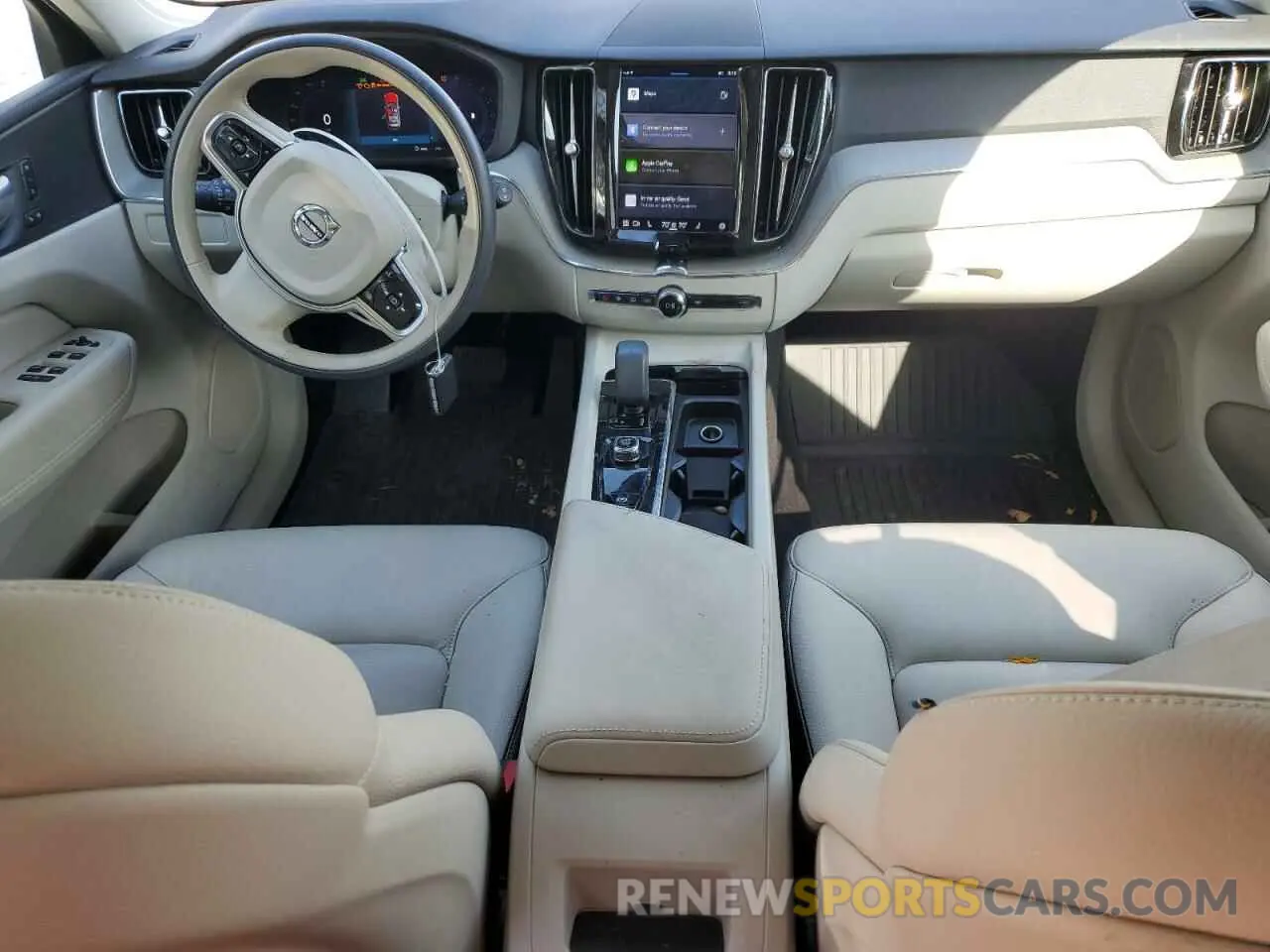 8 fotografías del automóvil dañado YV4L12RE4P1319293 VOLVO XC60 PLUS 2023