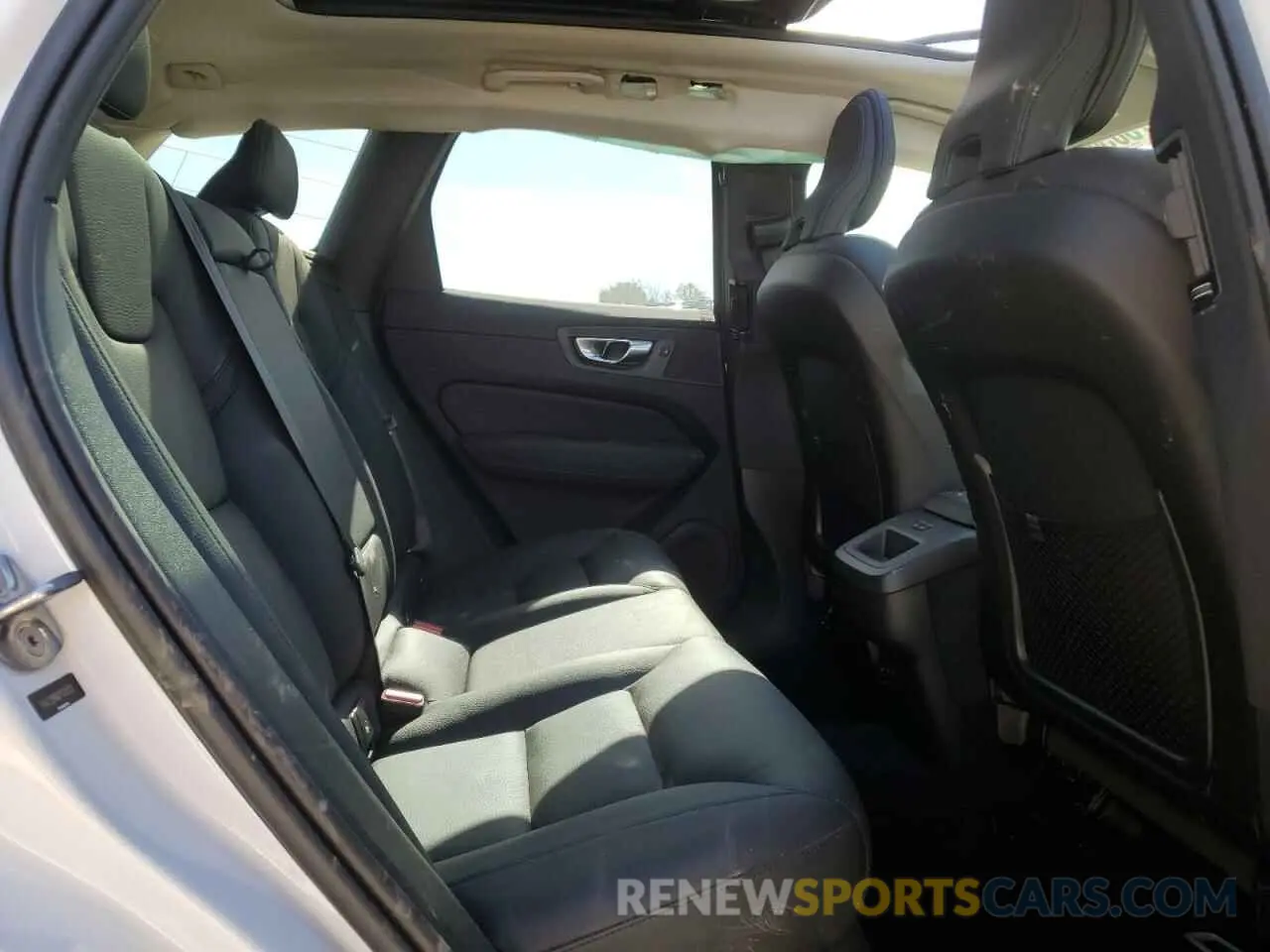11 fotografías del automóvil dañado YV4L12RN2P1321513 VOLVO XC60 PLUS 2023