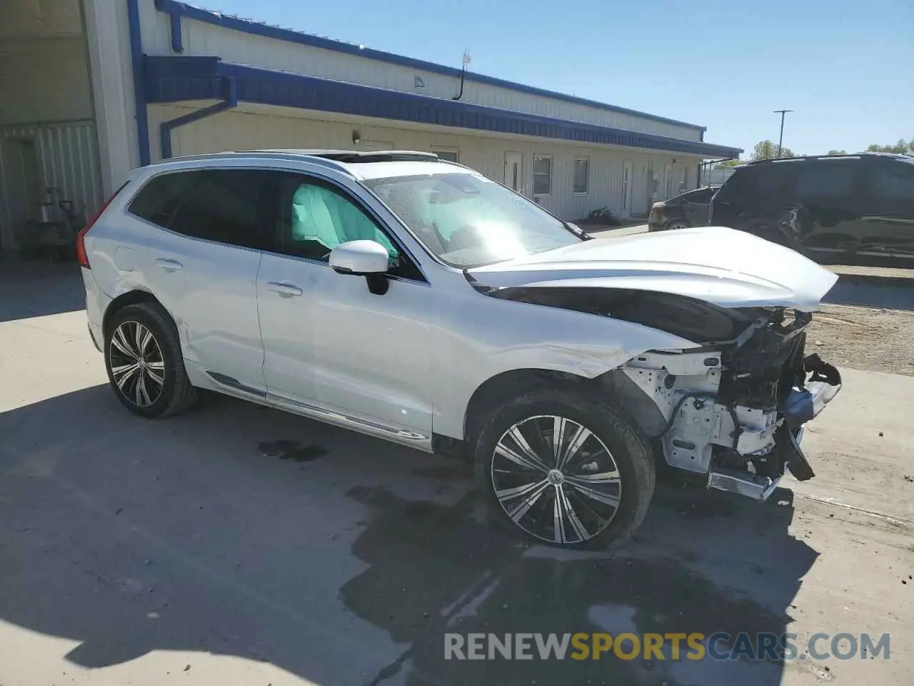 4 fotografías del automóvil dañado YV4L12RN2P1321513 VOLVO XC60 PLUS 2023