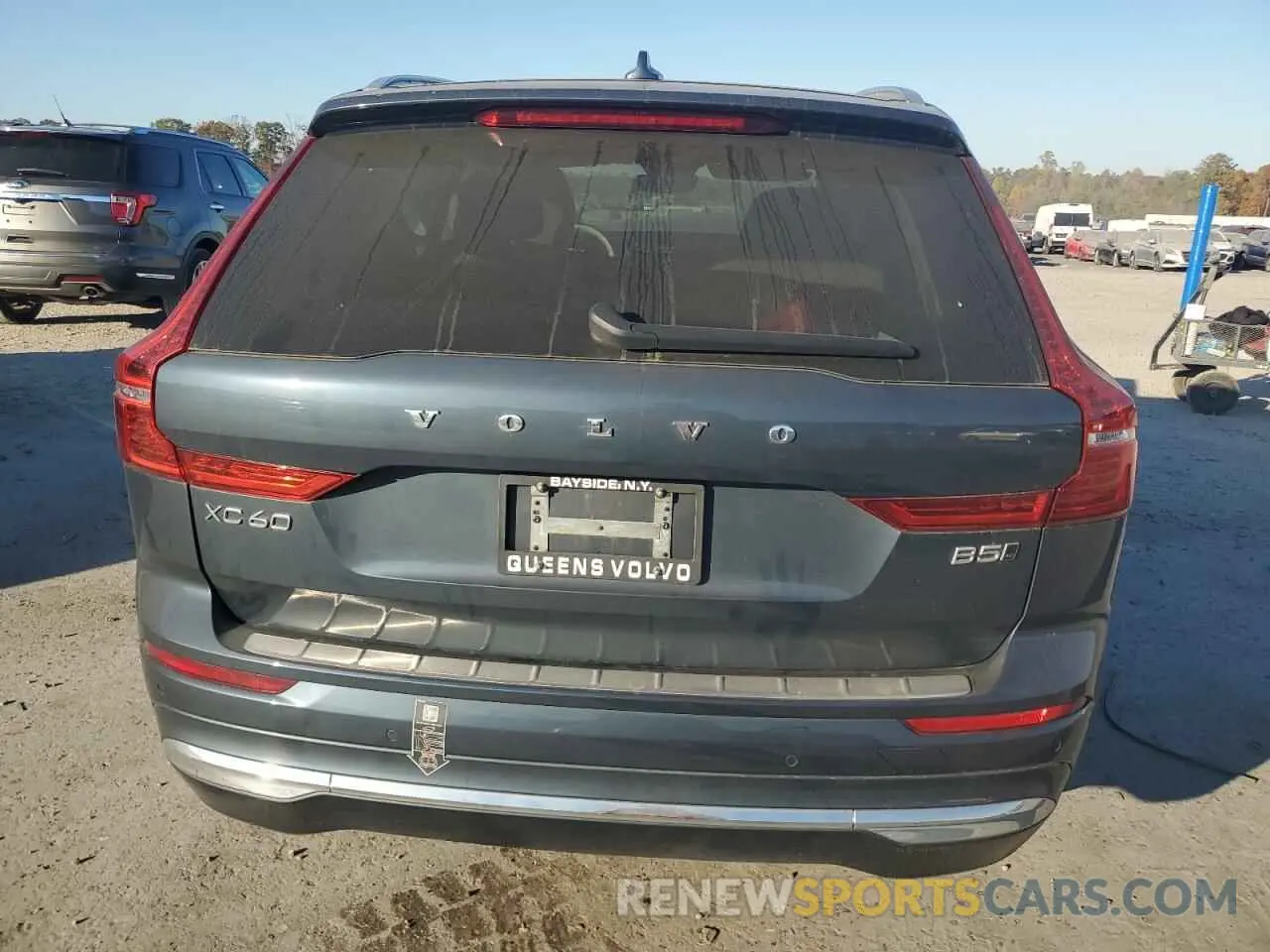 6 fotografías del automóvil dañado YV4L12RN8P1278425 VOLVO XC60 PLUS 2023
