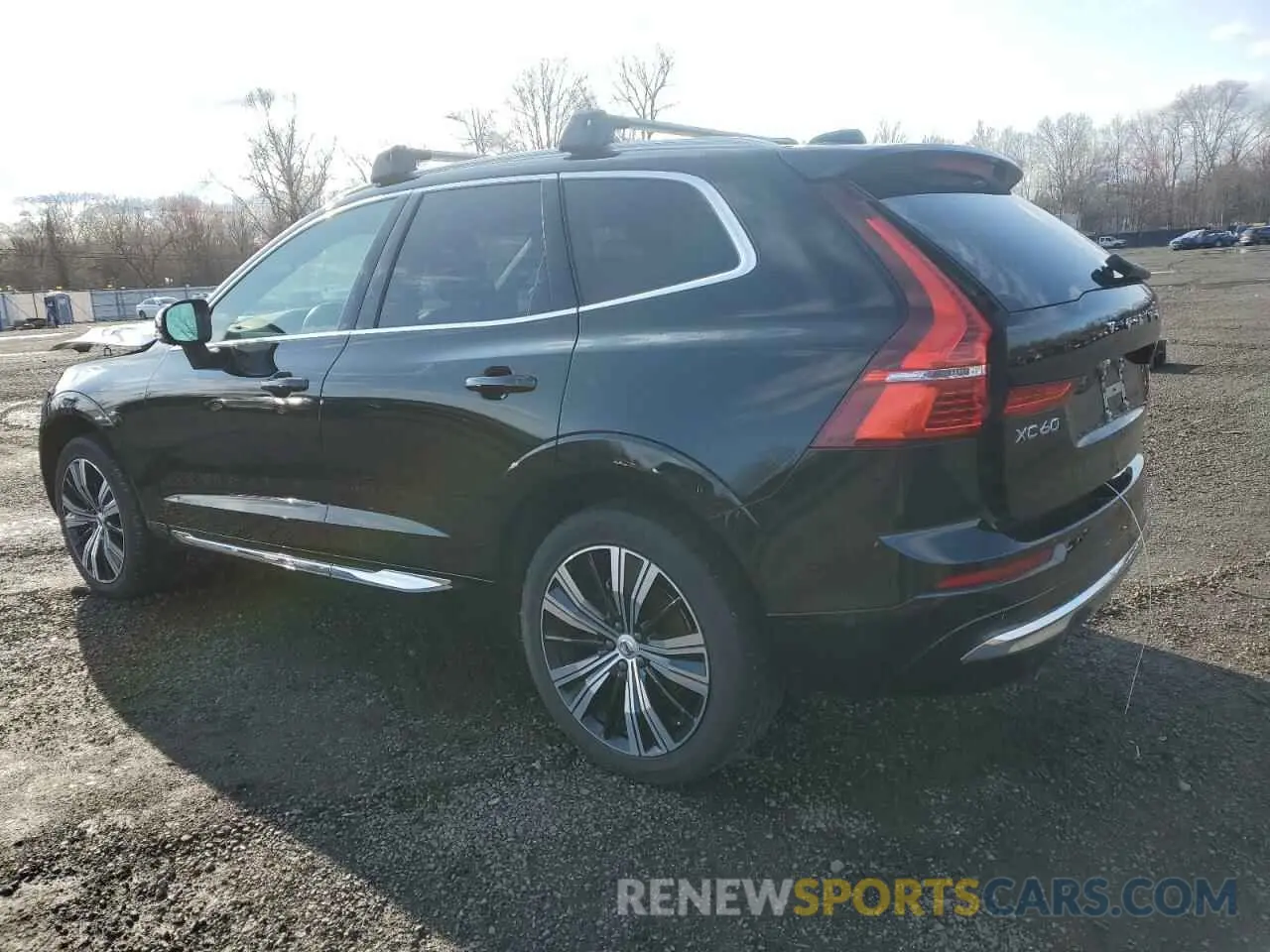 2 fotografías del automóvil dañado YV4L12RN8P1334105 VOLVO XC60 PLUS 2023