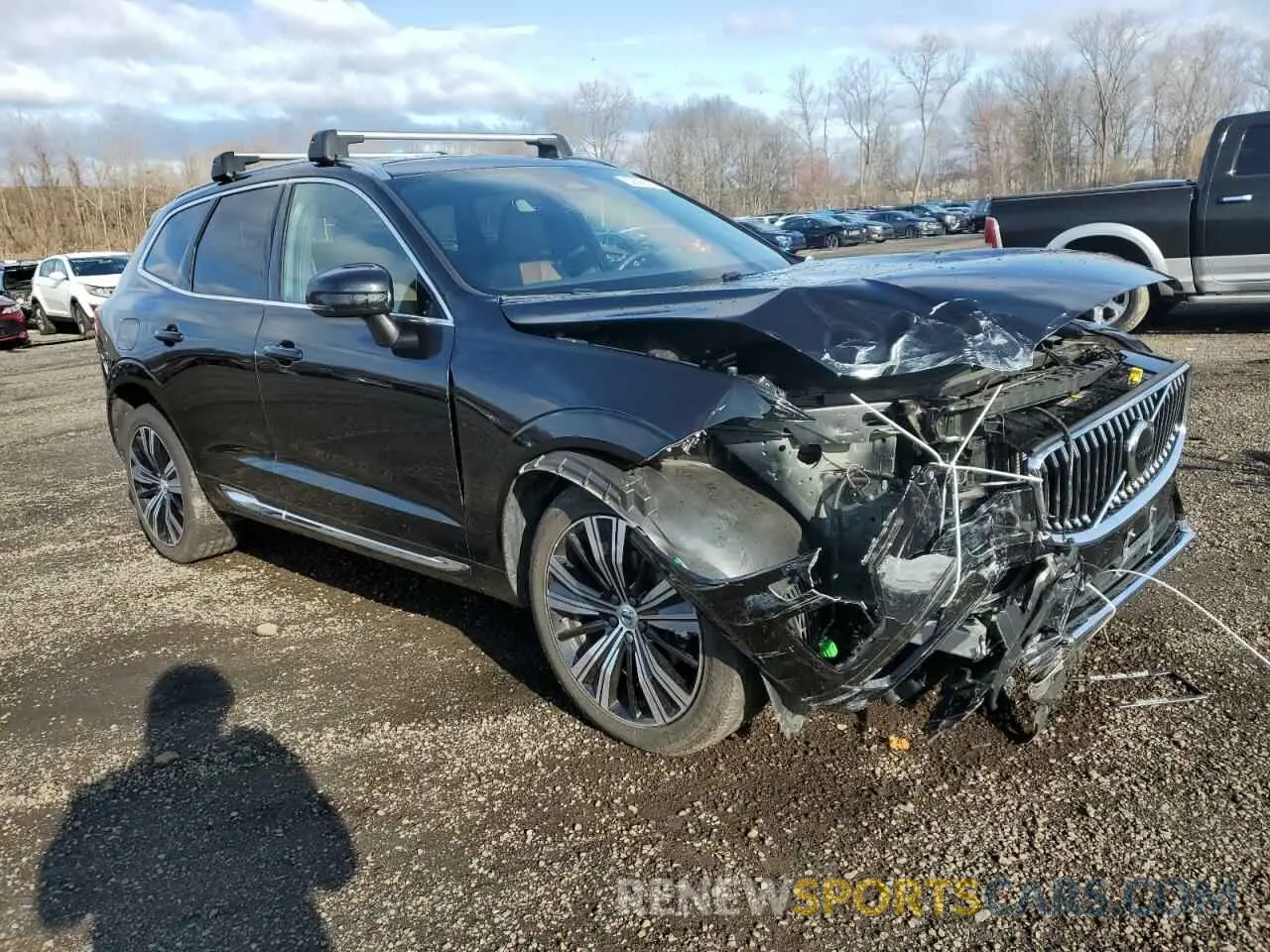 4 fotografías del automóvil dañado YV4L12RN8P1334105 VOLVO XC60 PLUS 2023
